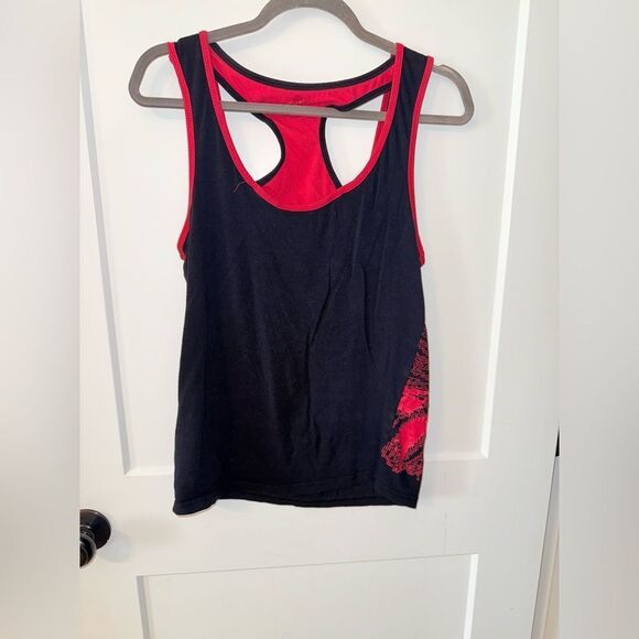 Black and Red Racerback Sleeveless Tank Top - Picture 3 of 5